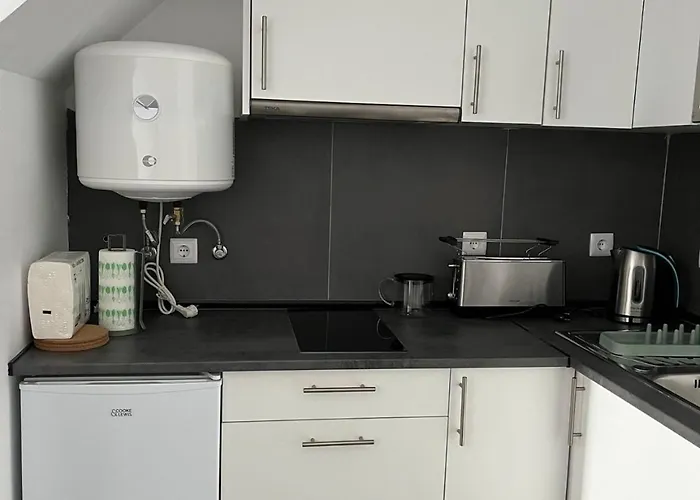 H I 3* Мантейгас